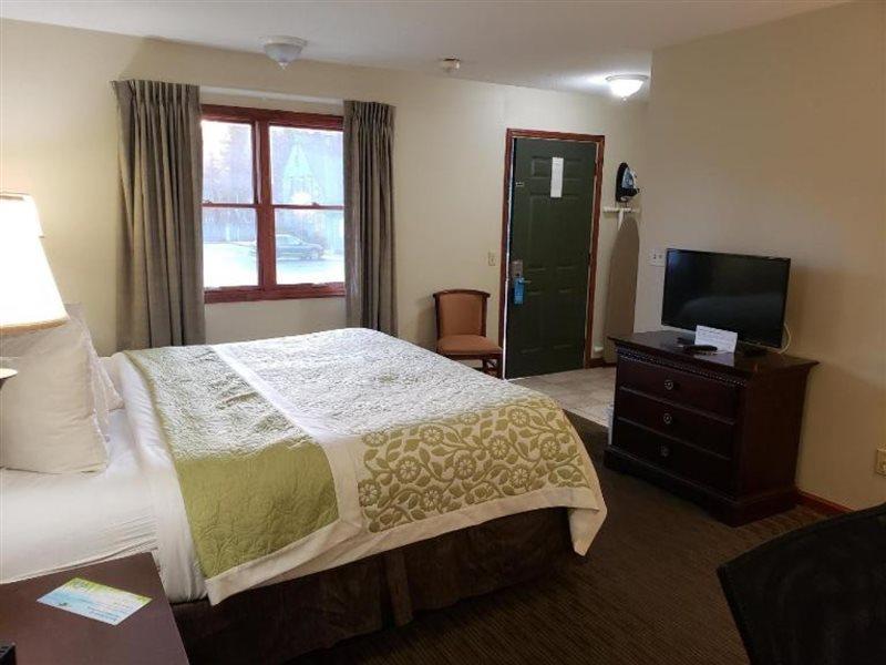 Quality Inn Great Barrington Exterior photo