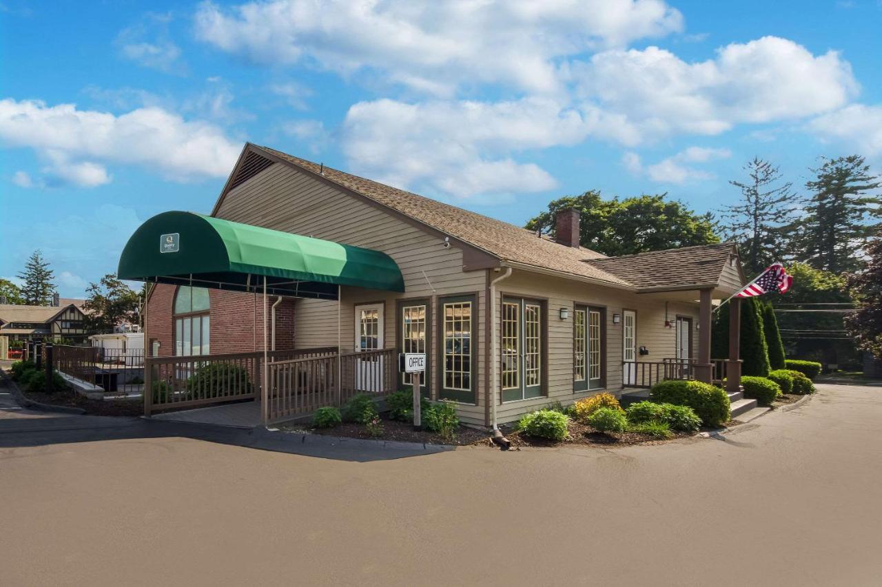 Quality Inn Great Barrington Exterior photo