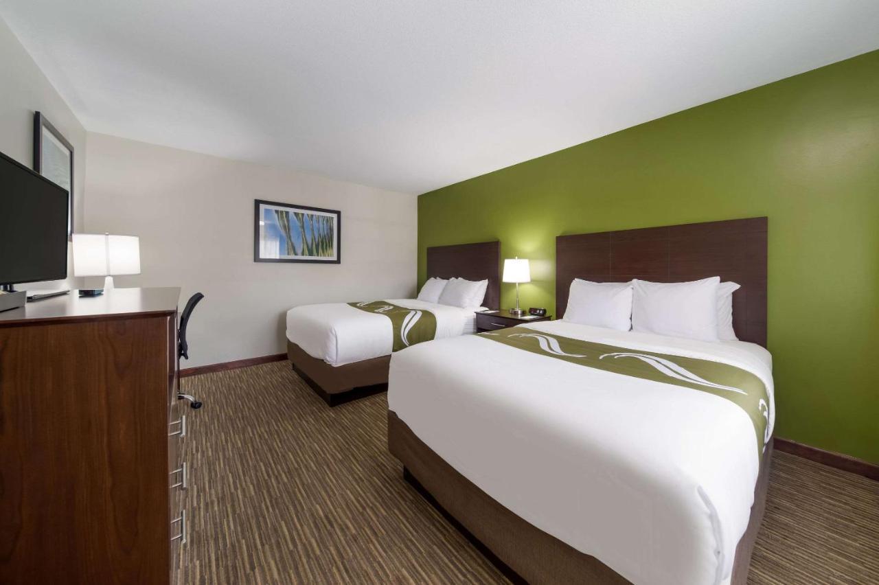 Quality Inn Great Barrington Exterior photo