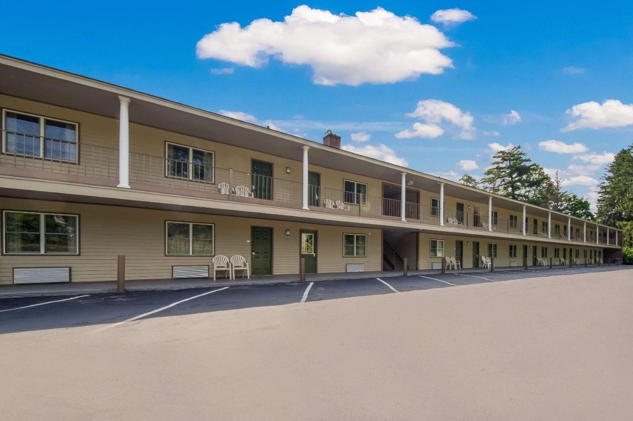 Quality Inn Great Barrington Exterior photo